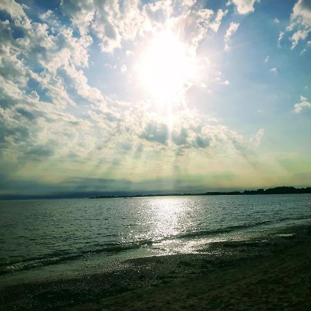 Ty Betahon - 200M De La Plage Ambon Екстер'єр фото