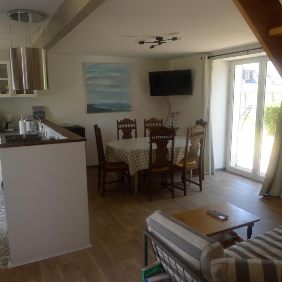 Ty Betahon - 200M De La Plage Ambon Екстер'єр фото